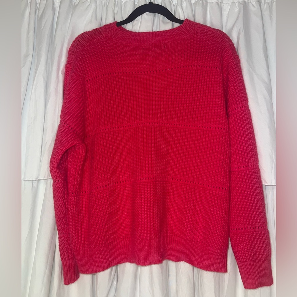 Hot pink knit sweater slightly cropped